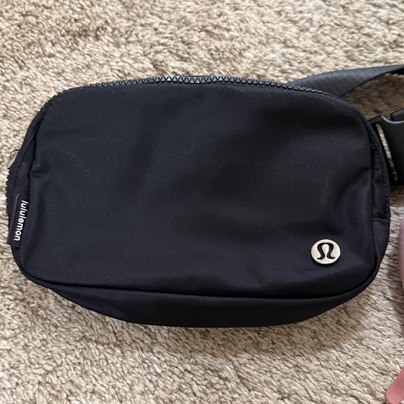 lululemon athletica Black and Pink Crossbody Bags - Picture 2 of 7